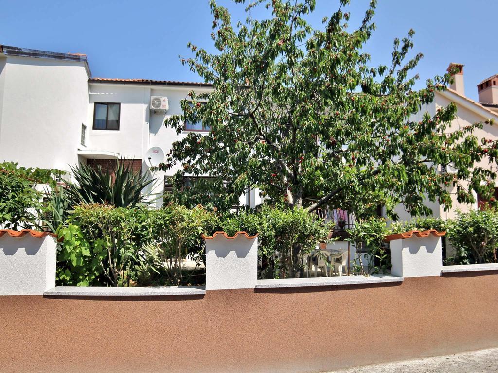Apartments Suki Rovinj Rum bild